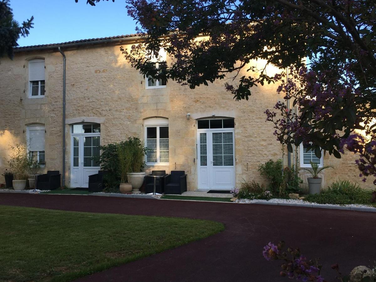 Jardin D'Arcy - Chambres D'Hotes Avec Piscine Et Spa Bois Экстерьер фото