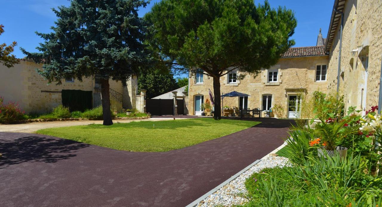 Jardin D'Arcy - Chambres D'Hotes Avec Piscine Et Spa Bois Экстерьер фото