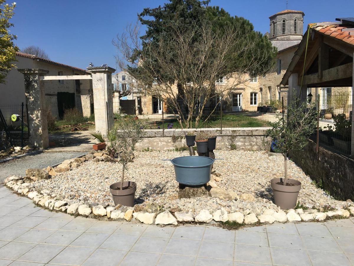 Jardin D'Arcy - Chambres D'Hotes Avec Piscine Et Spa Bois Экстерьер фото